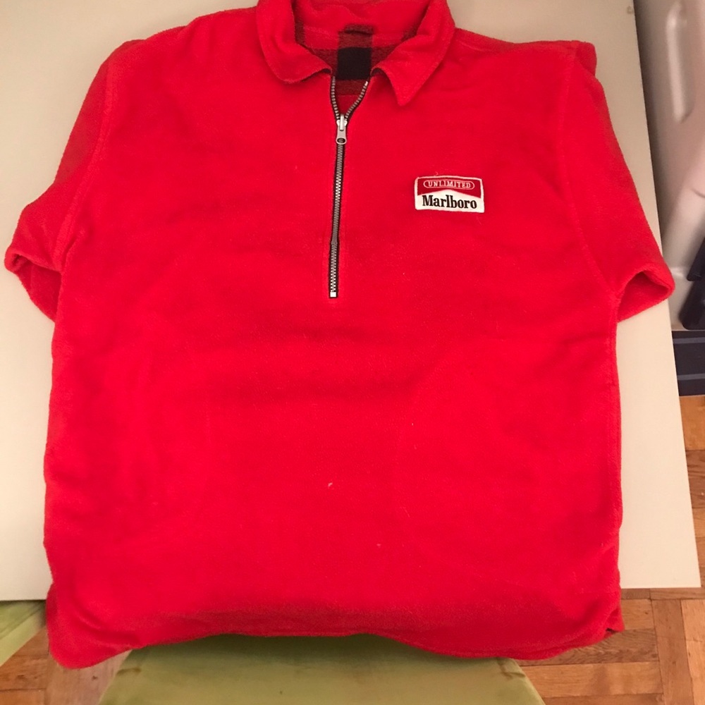 Men’s Marlboro fleece sweatshirt